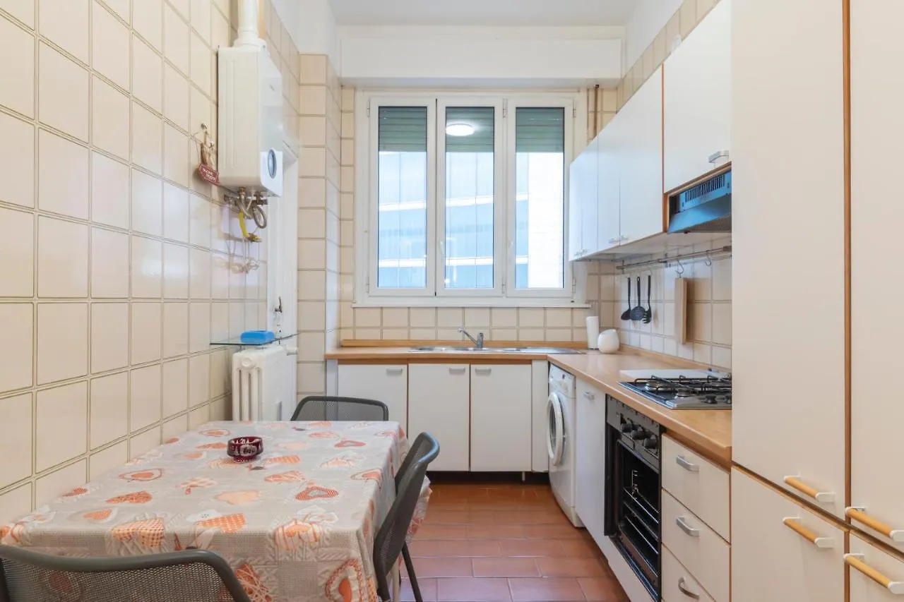 Italstay - Centrale-Garibaldi - Pet Friendly Milano 0*,  İtalya